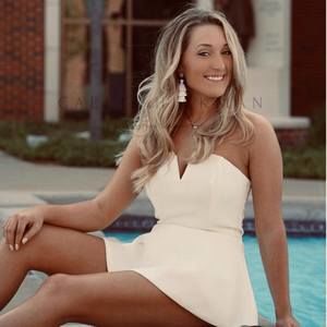 Meet your Posher, Sierra